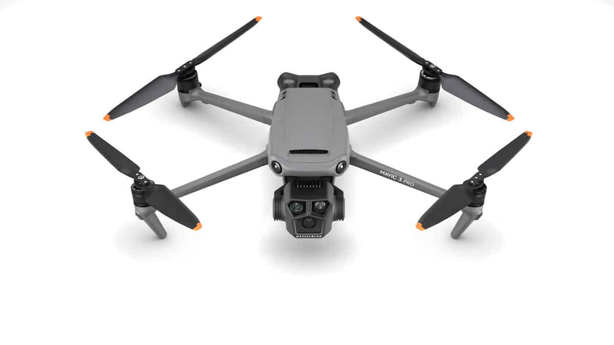 DJI Mavic 3 Classic with DJI RC Camera Drone 5.1K HD 4/3 CMOS Hasselblad  Camera 46-Min — Detector Power