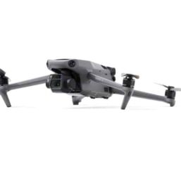 DJI Mavic 3 - 20MP Hasselblad Camera | 46 Minute Flight Time